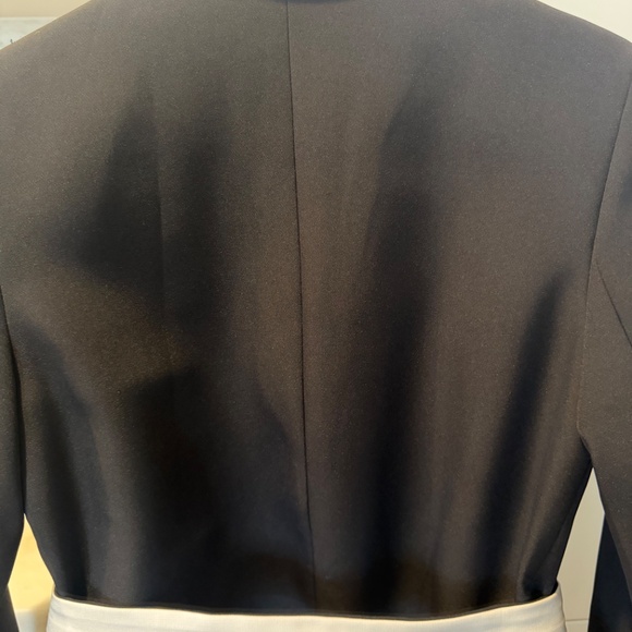 Madonna & Co contrast-panel belted blazer - Picture 7 of 7